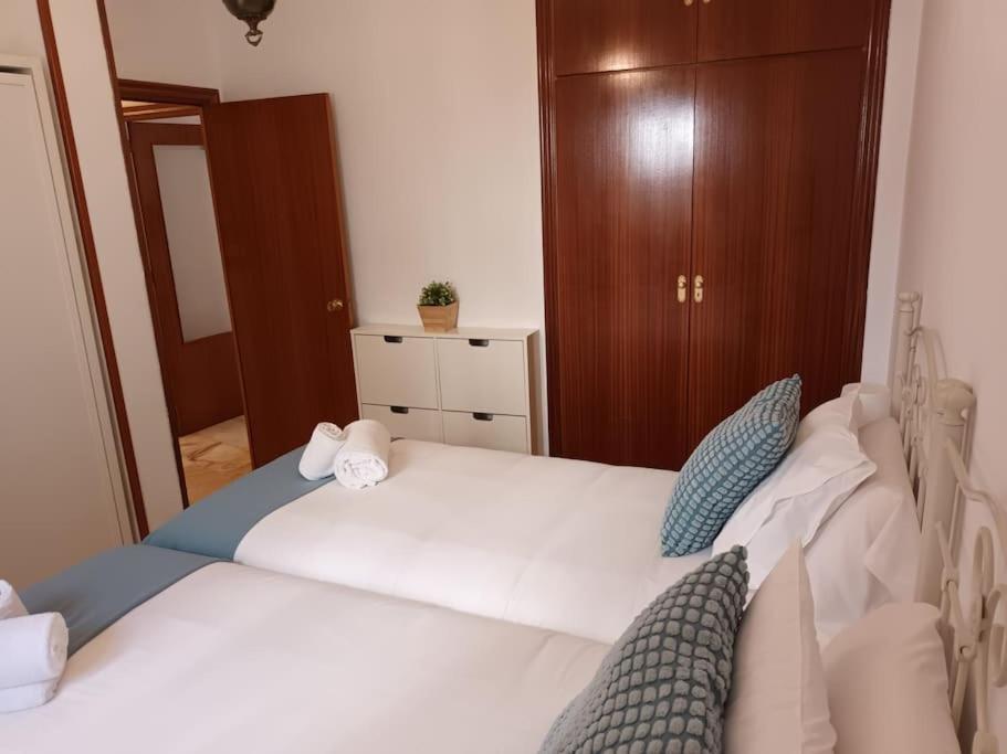 Apartamento Puerta Real Seville Luaran gambar